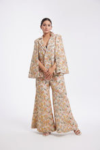 Load image into Gallery viewer, Jaipur Garara | 3 Jacket Set | Zari Work
